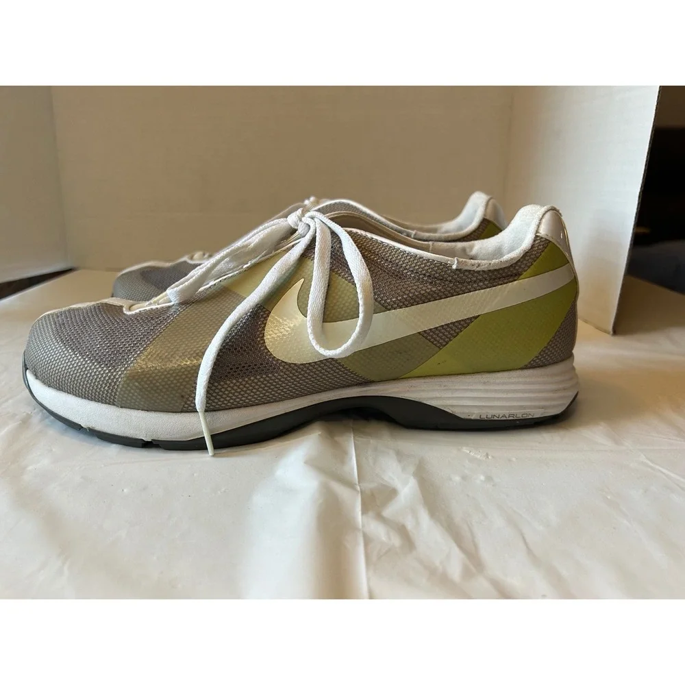 Nike Hyperfuse Women's‎ Golf Shoes LunarLon Size 9.5 Gray/Lime